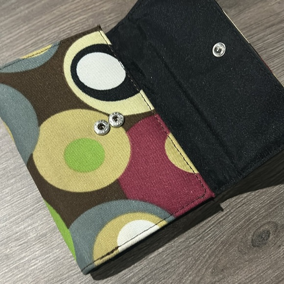 Kate Spade - Picture 2 of 4